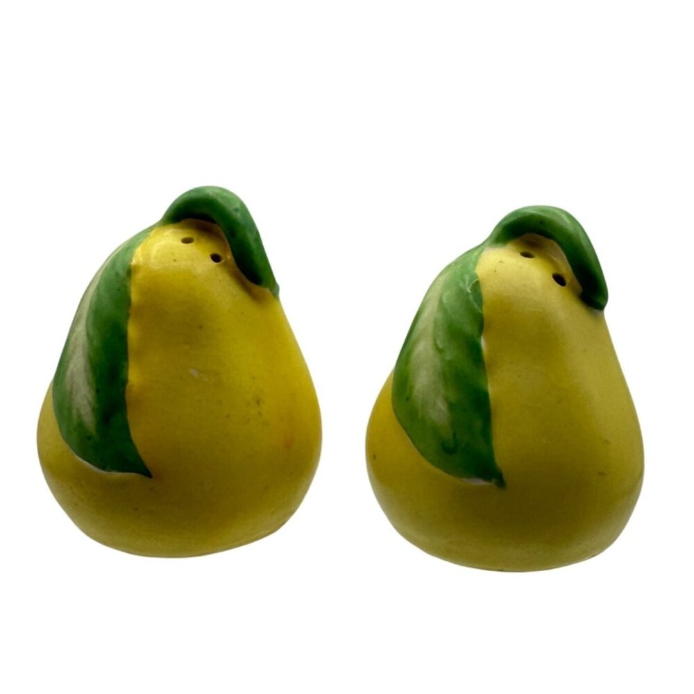 Vintage Ceramic Yellow Pear Salt & Pepper Shaker Set With Green Leaf Design